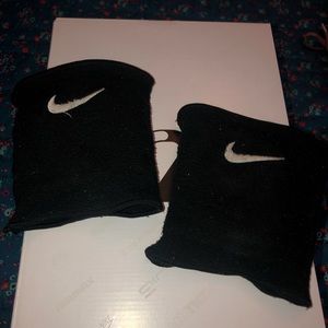 Nike kneepads